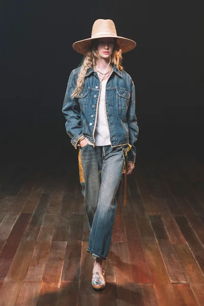 Look 20
